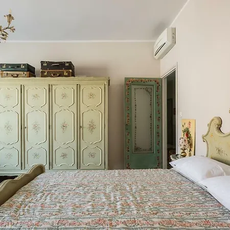 公寓 La Casa Dei Fiori 博洛尼亚