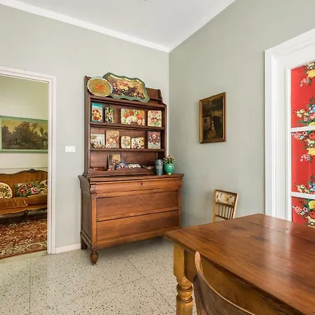 La Casa Dei Fiori Bolonya