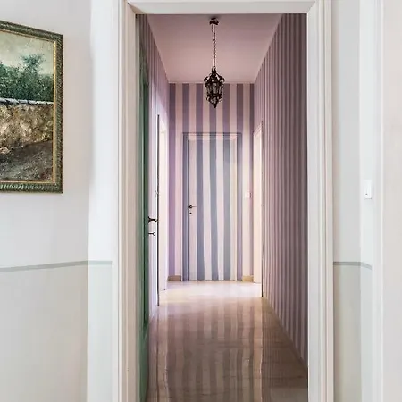 La Casa Dei Fiori Daire *