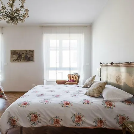 Daire La Casa Dei Fiori Bolonya