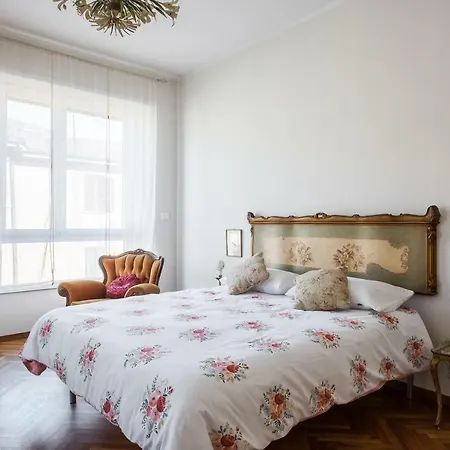 La Casa Dei Fiori * Bolonya