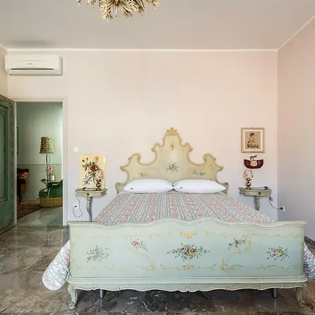 La Casa Dei Fiori * Bolonia